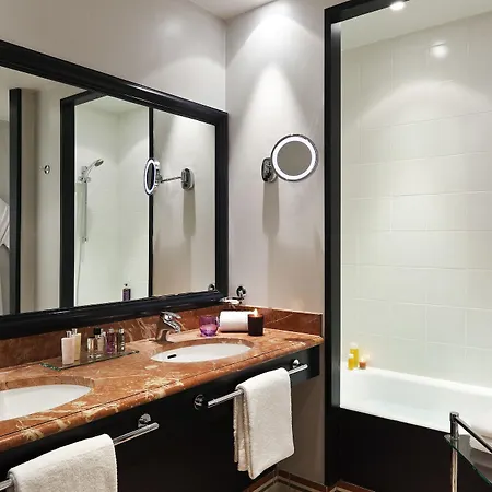 Barriere L'hotel Du 4*